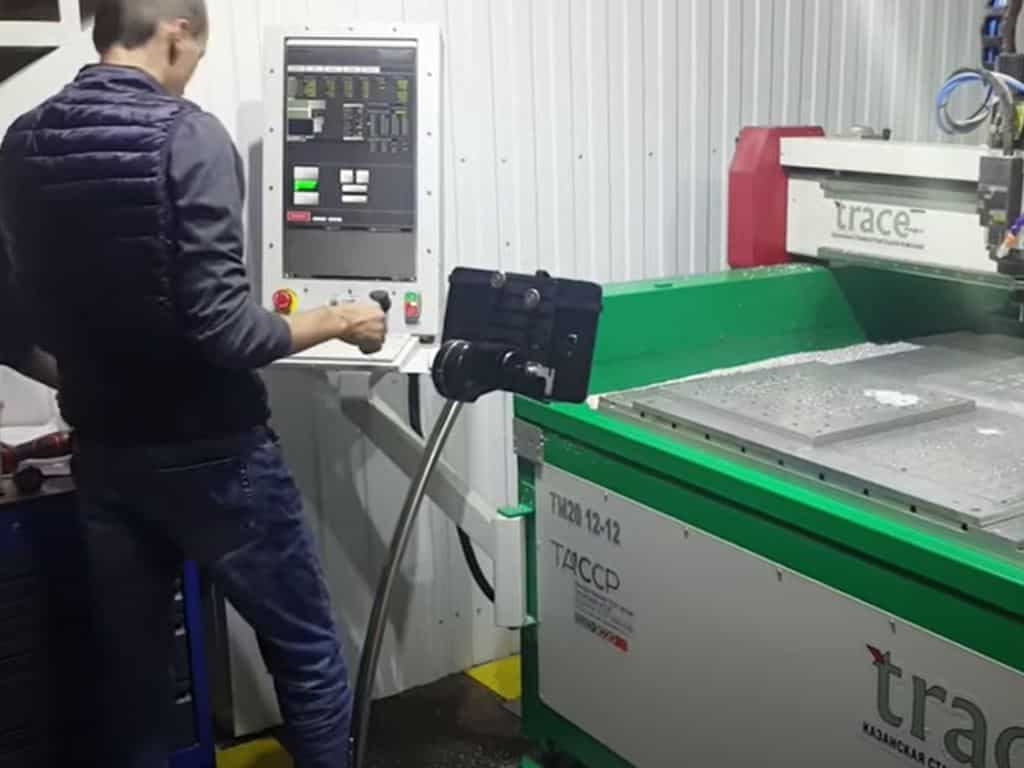 Remote client looks at CNC machine in action